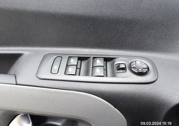 Peugeot Rifter cena 64900 przebieg: 126700, rok produkcji 2019 z Gliwice małe 211